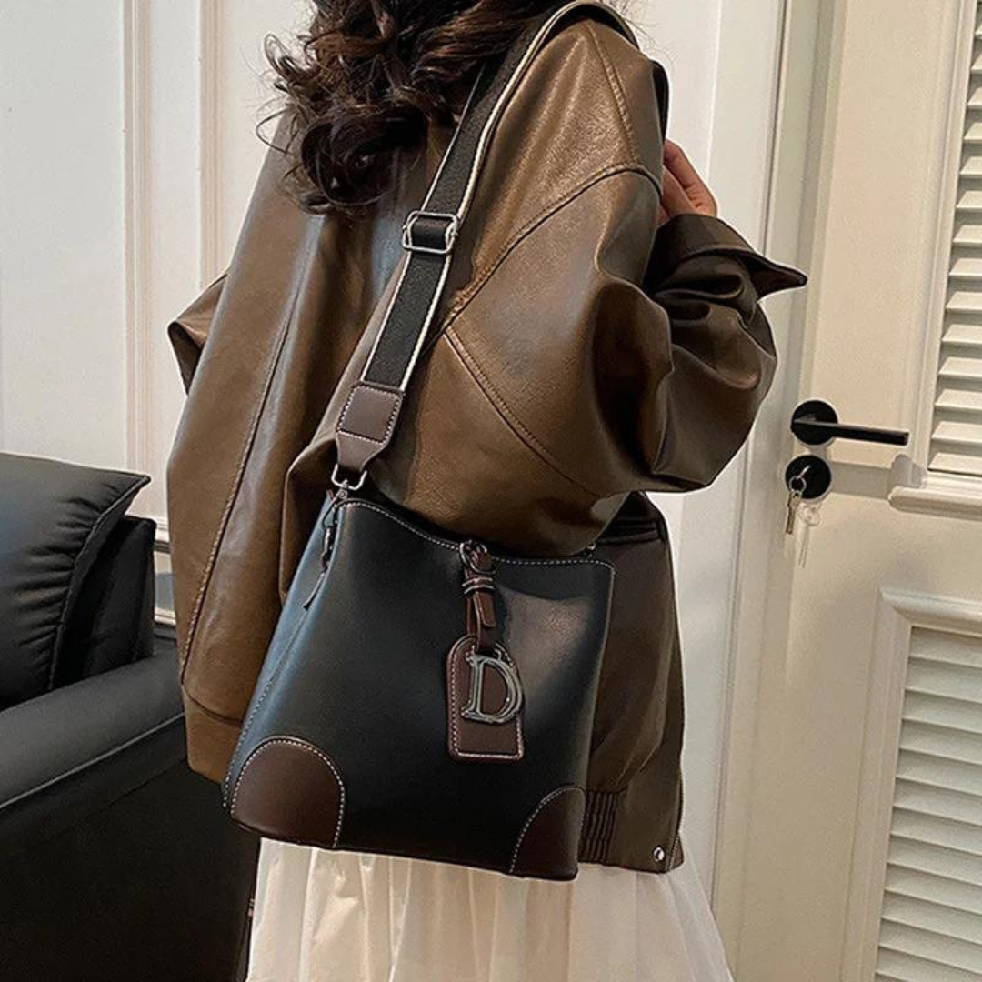 Schultertasche: Niche Damen-Umhängetasche aus echtem Leder