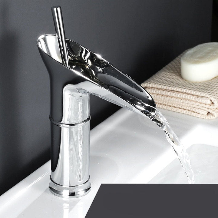 Karnz | Antike Wasserfall Badezimmer Wasser Tapete
