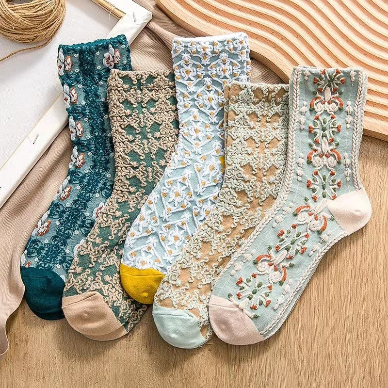 5 Paar Socken im Vintage-Stil mit Blumenstickerei