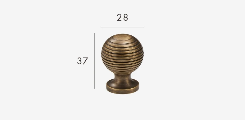 BrassElegance Massivmessing Antik T-Griff Karnz