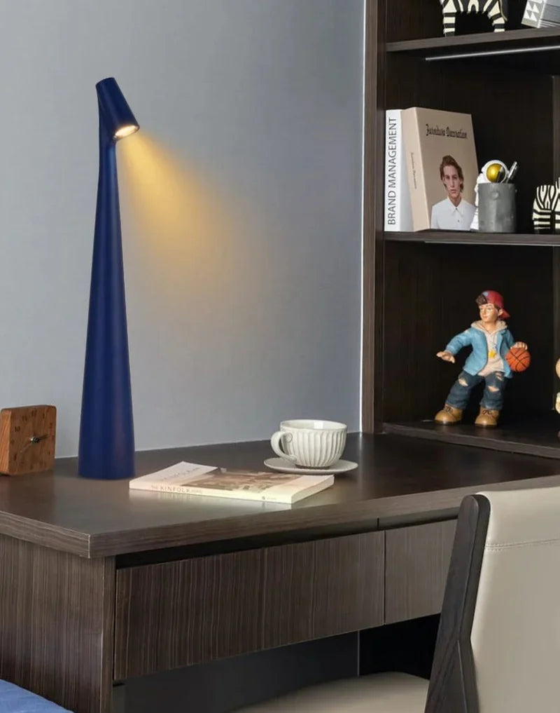Stilvolle Tischlampe - Kabellos | Karnz