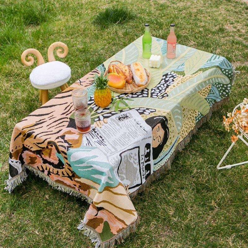 Boho Stil Strickdecke für Gemütliche Wohnkultur | Karnz