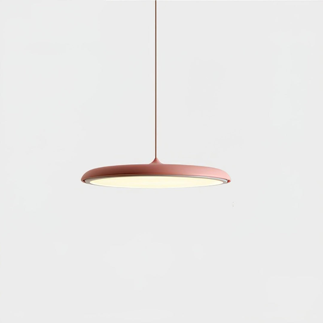 Hängelampe mit schlichter Form für moderne Interieurs