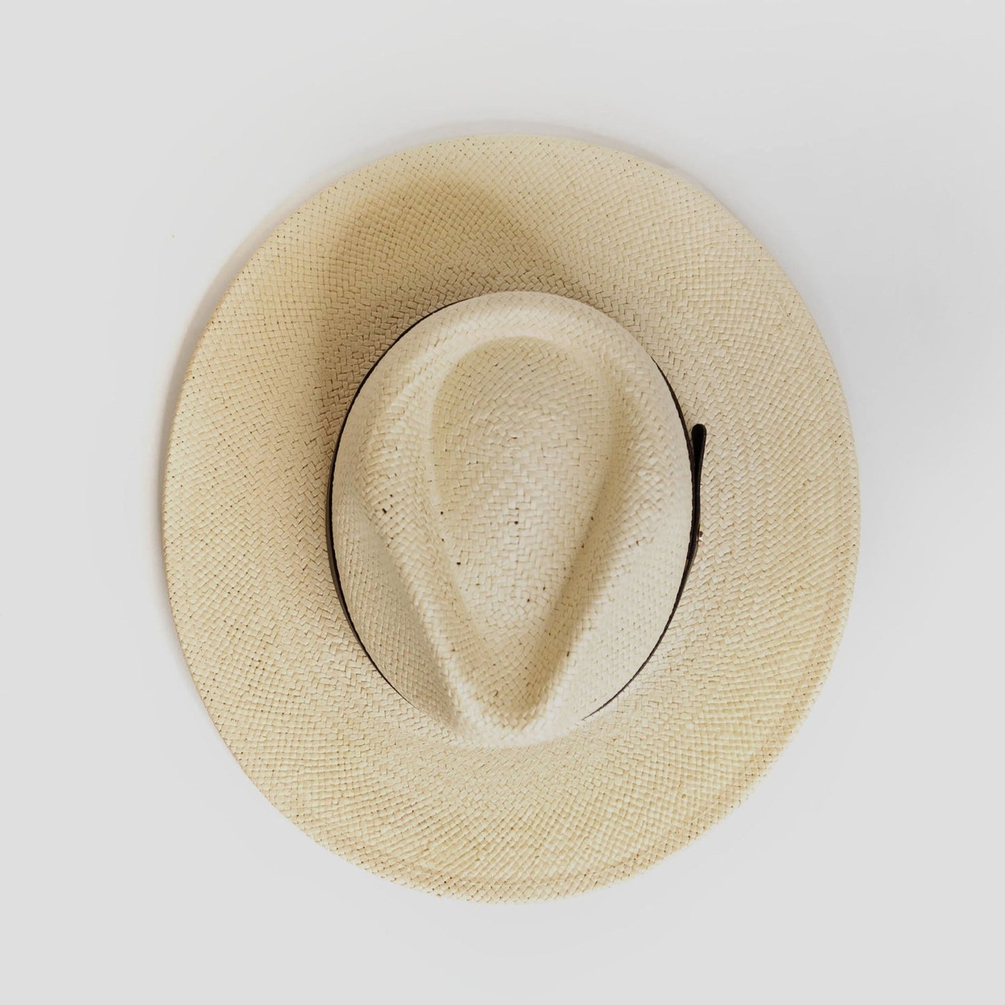 Moderner minimalistischer Strohhut – Kaffee | Karnz