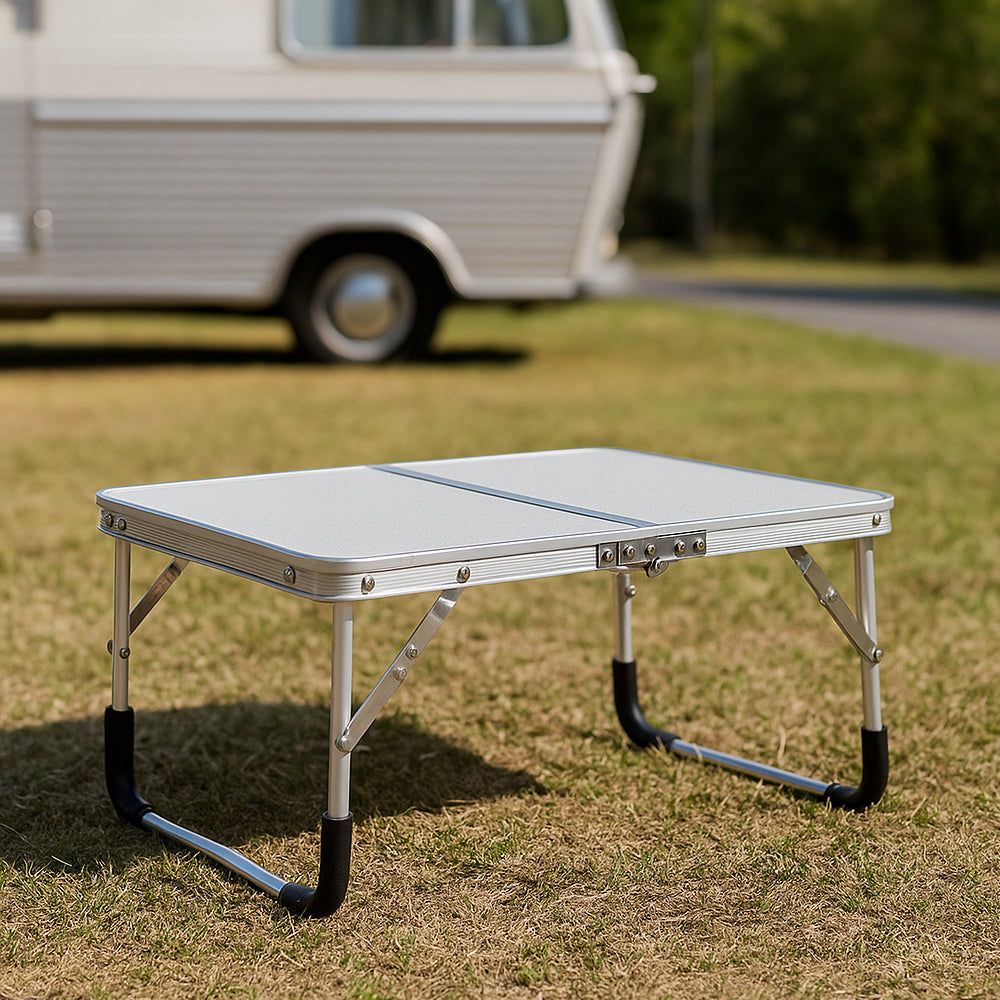 Klappbarer leichter Campingtisch aus Aluminium | Karnz