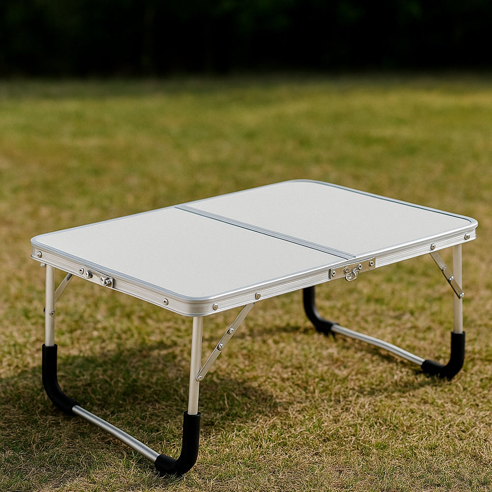 Klappbarer leichter Campingtisch aus Aluminium | Karnz