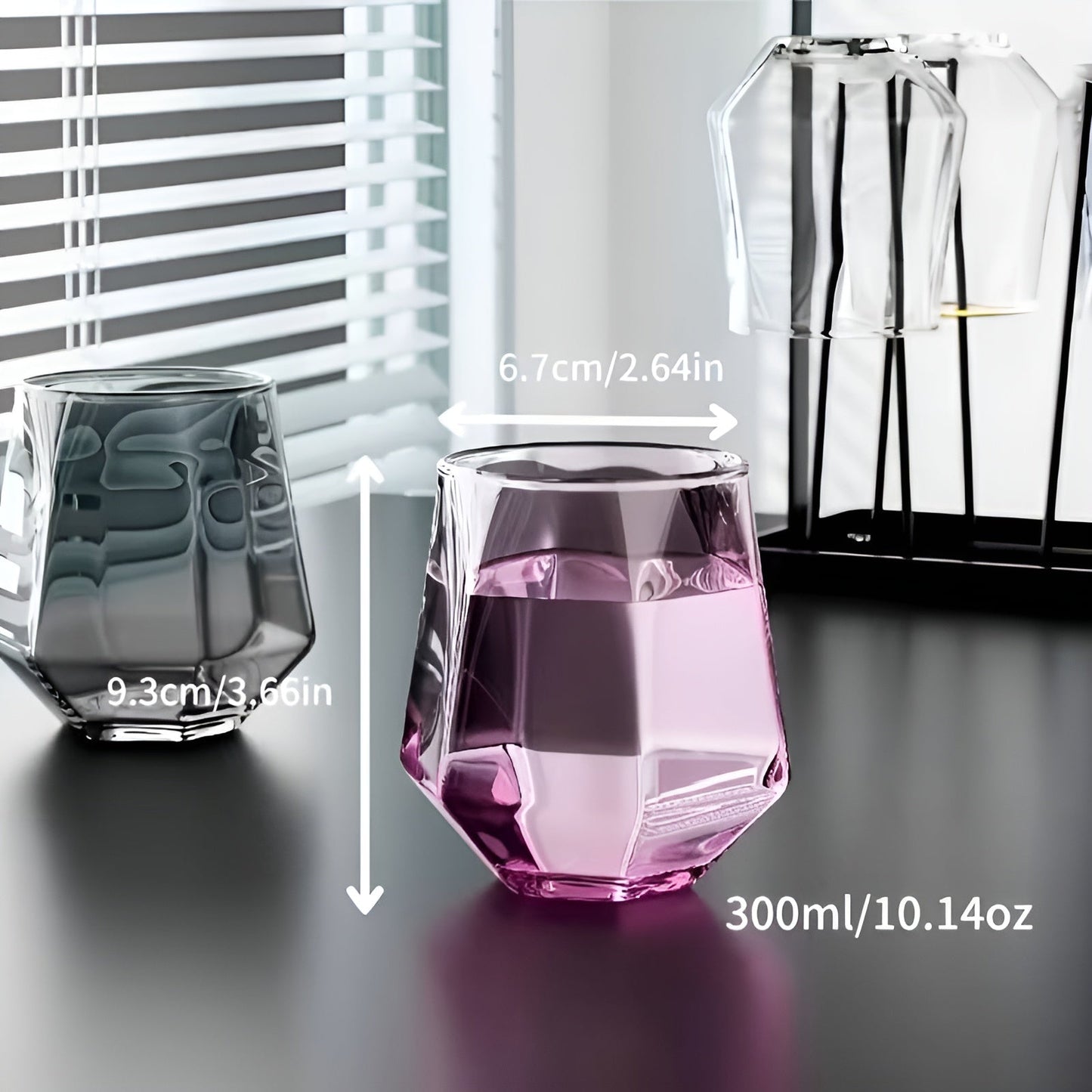 Transparentes Glas, 4-teiliges Set – Stilvolles und dekoratives Design | 300 ml Glas für Wasser, Saft und Tee