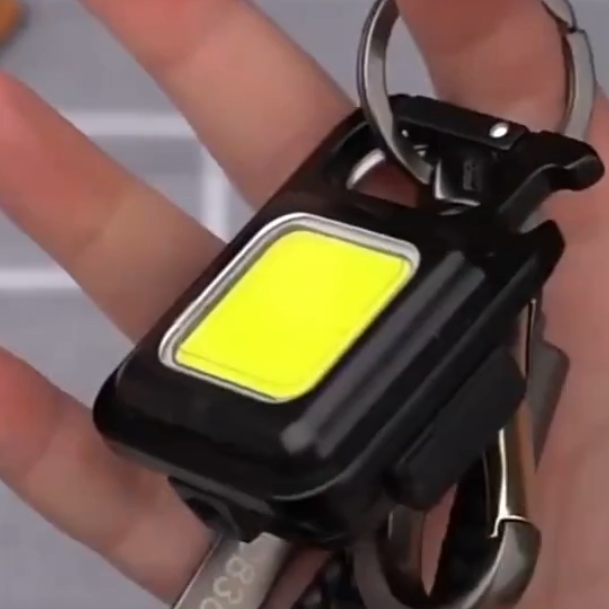 Clip Utility Light | Karnz