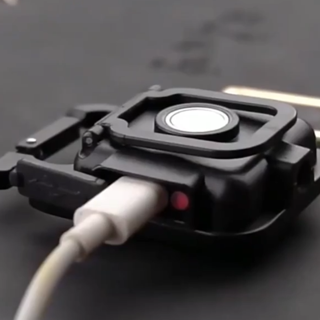 Clip Utility Light | Karnz