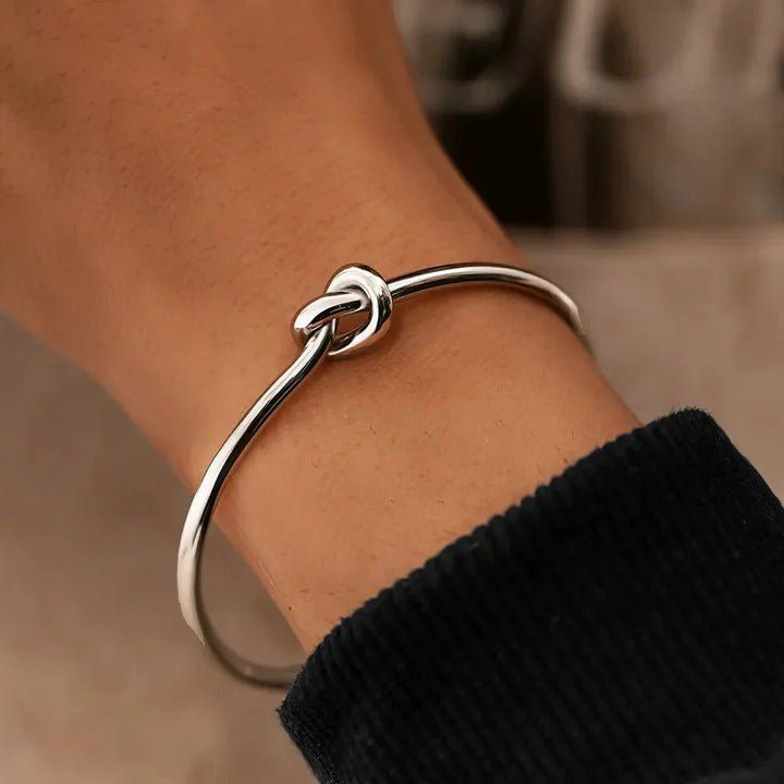 Karnz | Klassisches Knotenarmband