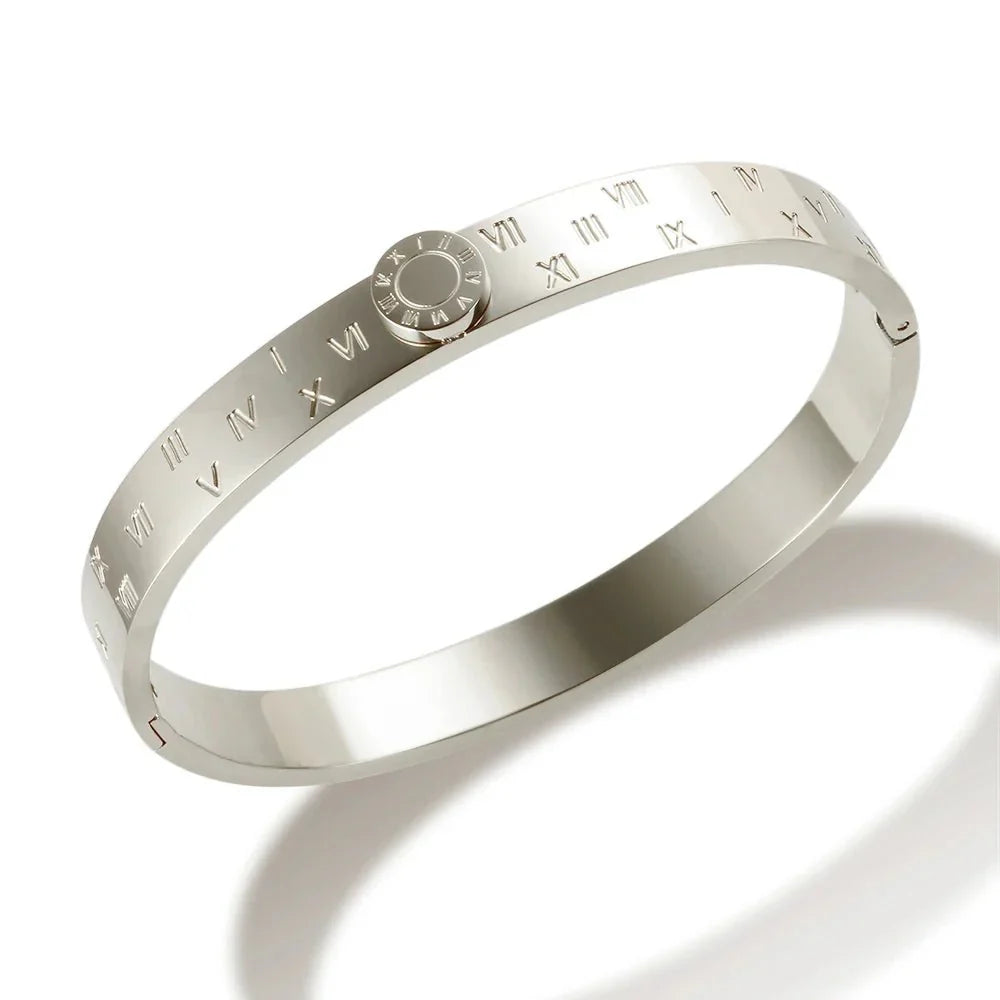 Karnz | Klassische römische Ziffern-Armband und Ringe