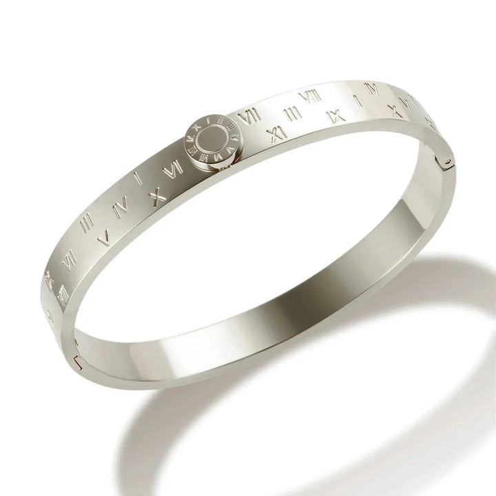 Karnz | Klassische römische Ziffern-Armband und Ringe