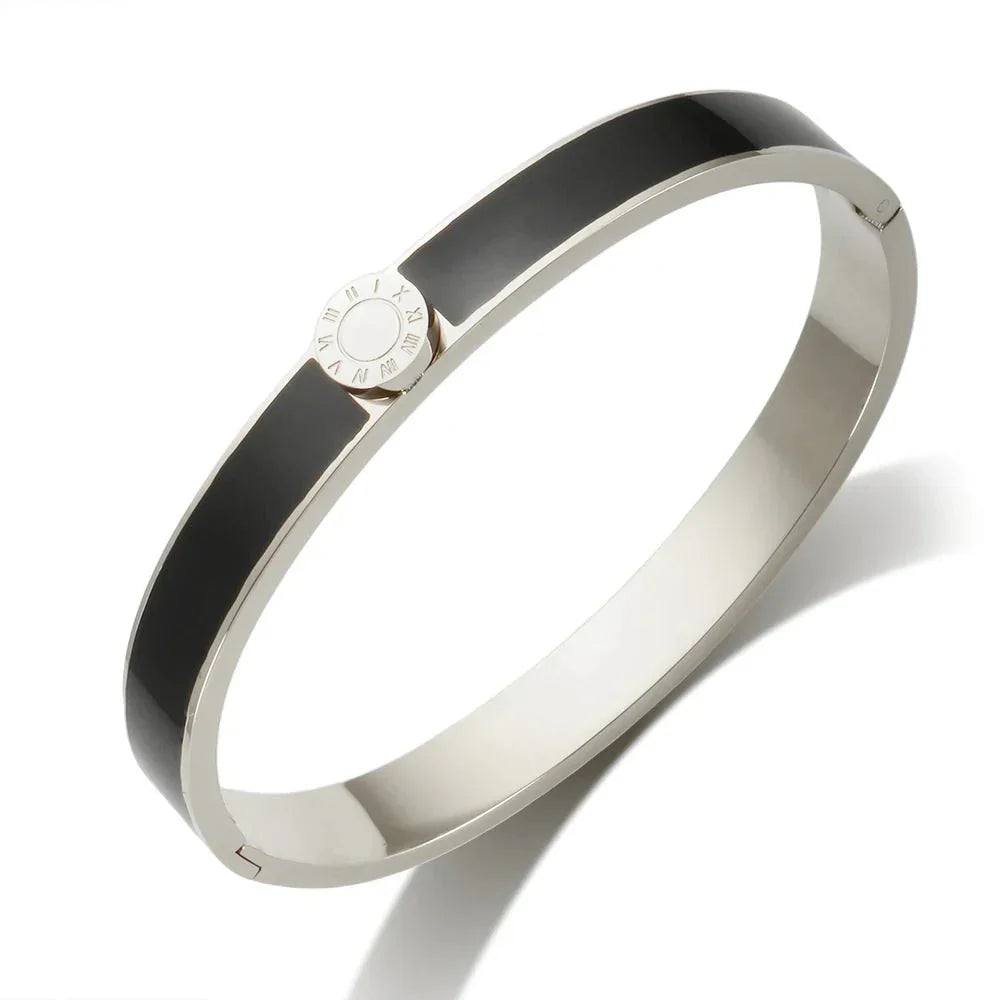 Karnz | Klassische römische Ziffern-Armband und Ringe