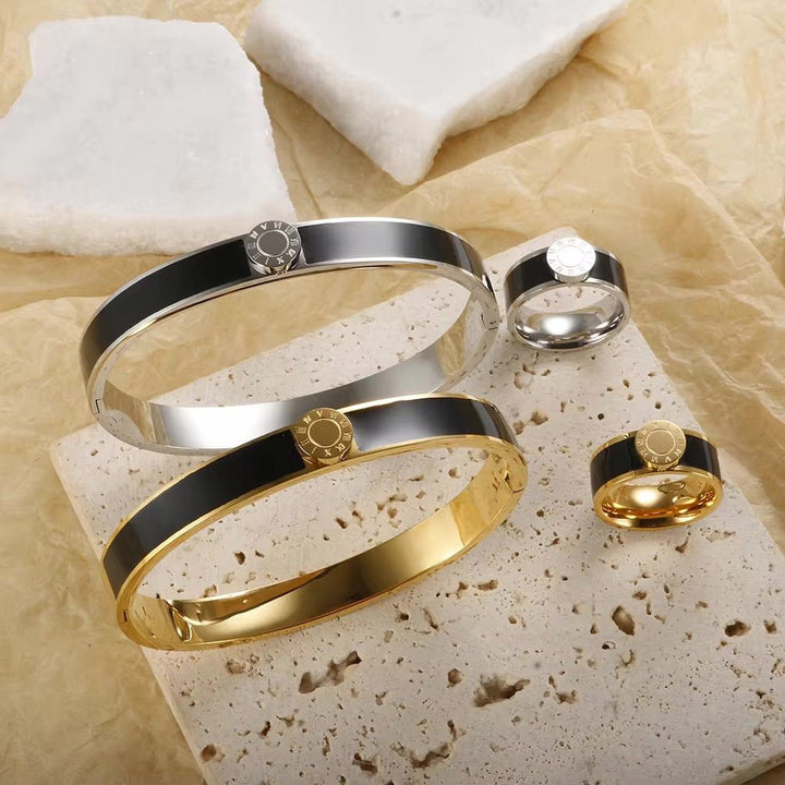 Karnz | Klassische römische Ziffern-Armband und Ringe