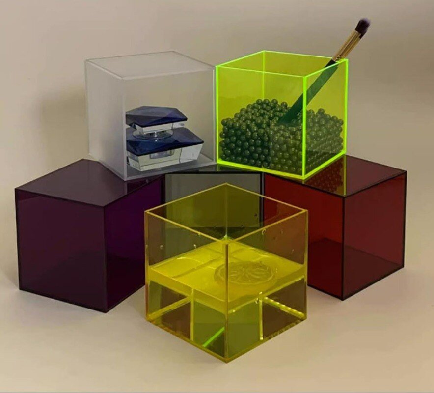ClearCharm – Stylische Acryl-Aufbewahrungsbox mit transparentem Design für luxuriöse Präsentationen
