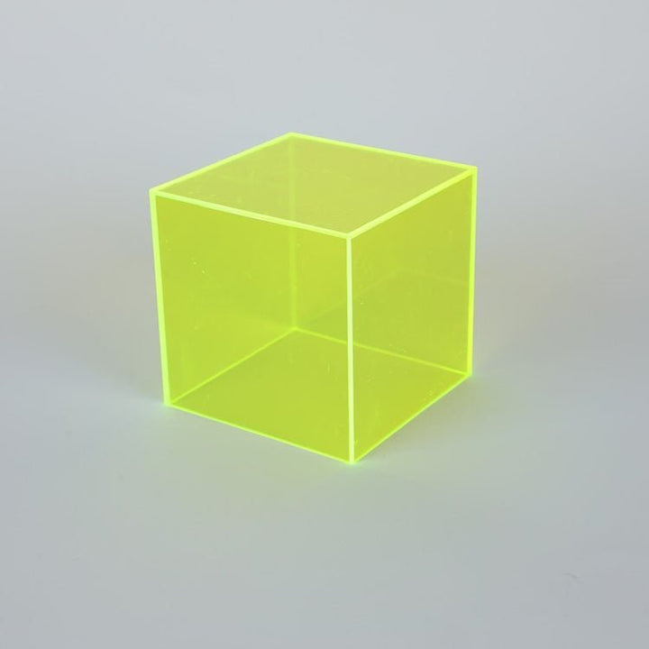 Farbenfrohe Acryl-Vitrine VitrinaLight – für Sammlerstücke und Accessoires