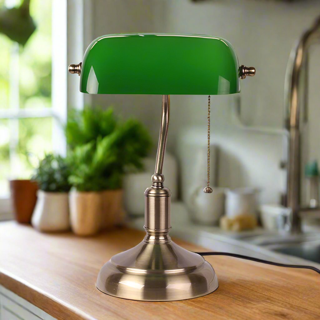 LuxeLume - Elegante Glas-Tischlampe für zeitloses Licht | Karnz