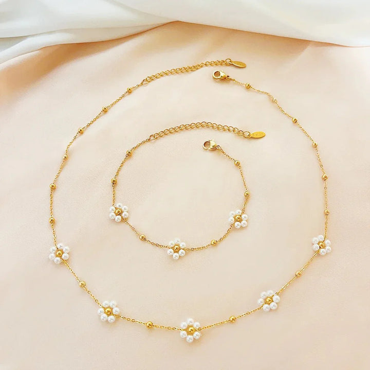 Karnz | Zarte Daisy Halskette & Armbänder