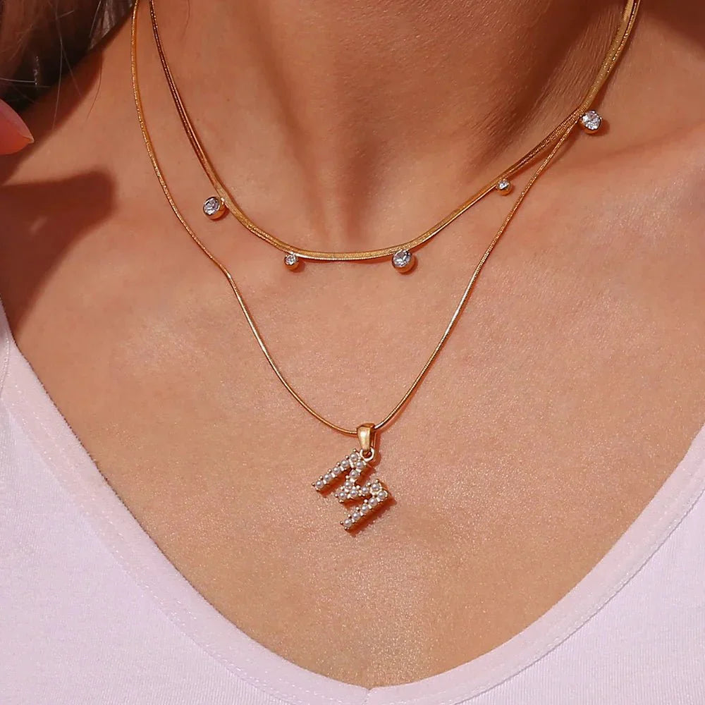 Karnz | Zierliche Diamant-Herringbone-Choker-Halskette