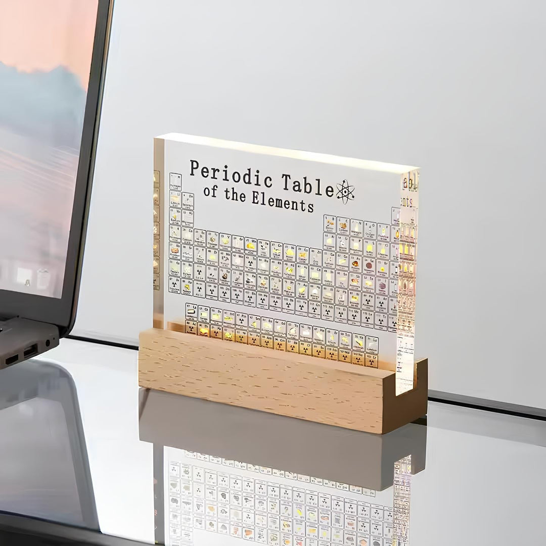 Beleuchtete periodische Tabelle mit echten Elementen - Elementa | Karnz