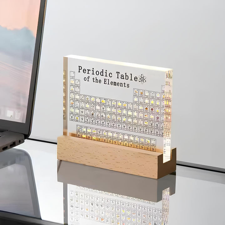 Beleuchtete periodische Tabelle mit echten Elementen - Elementa | Karnz