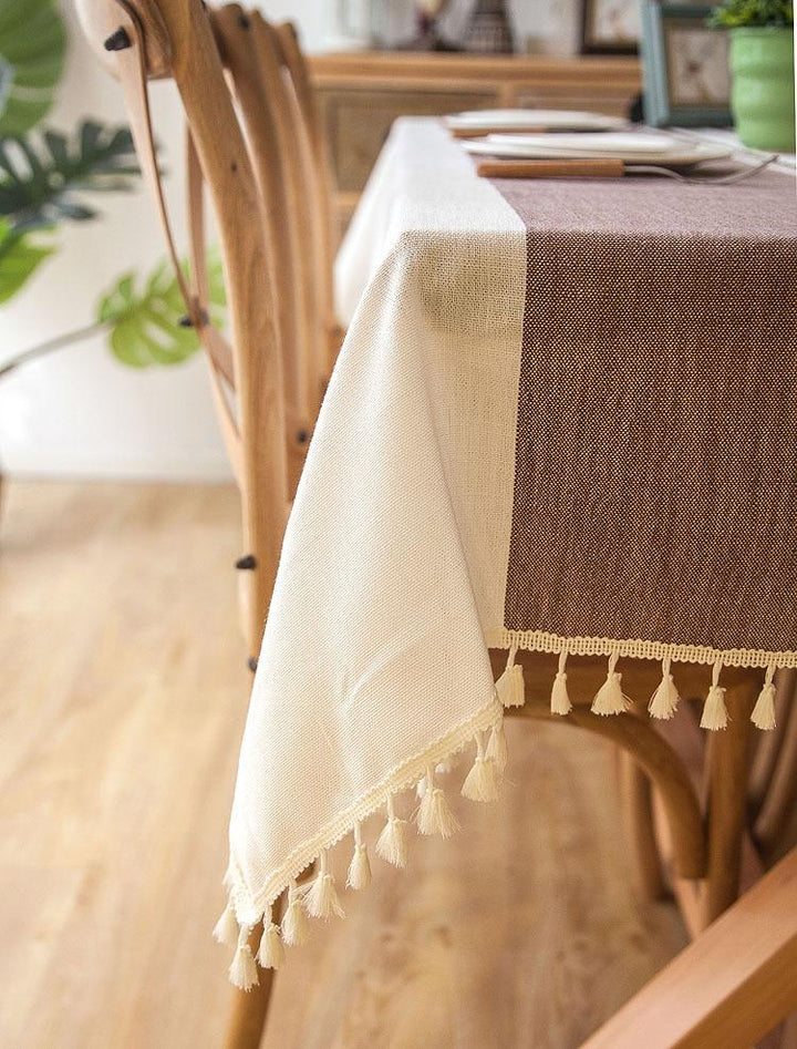 Dekorative Leinentischdecke mit Quaste | Karnz