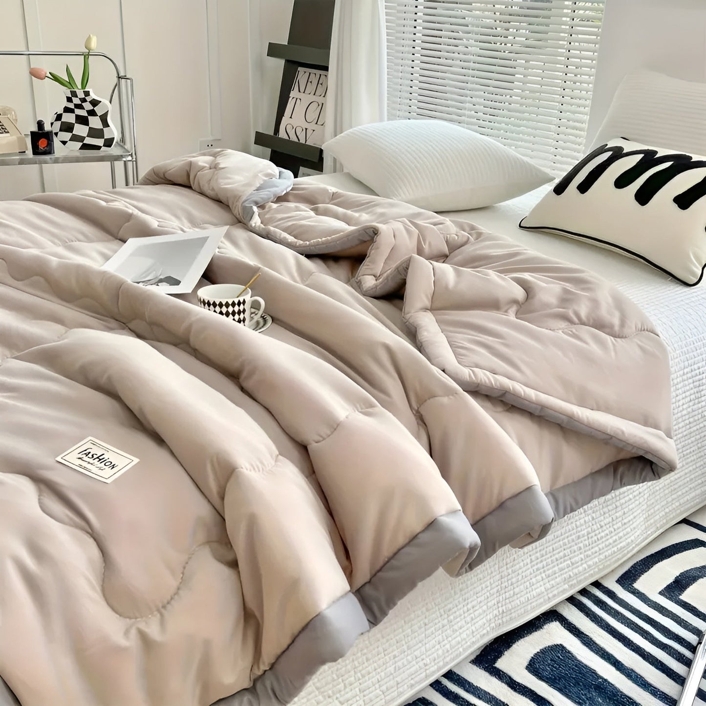 Leichte Tagesdecke für den Sommer – Atmungsaktiv & Vielseitig | Für Sofa, Bett & Reisen | Karnz