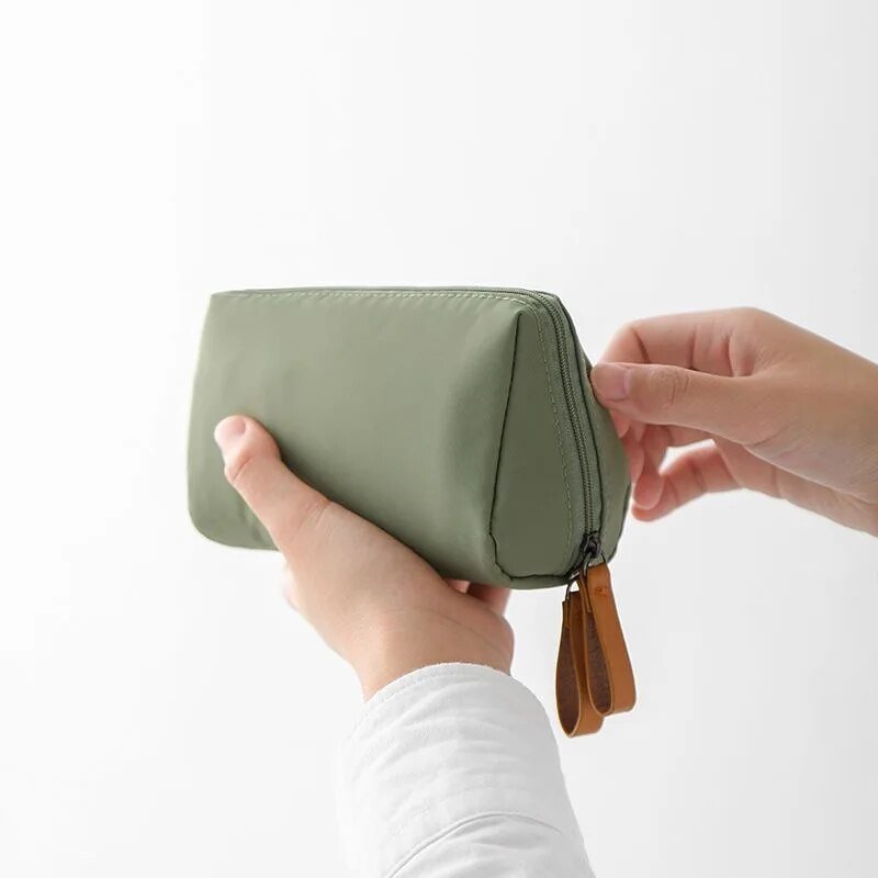 Tragbarer Kosmetikorganizer Bereit zum Reisen Eleganz und Praktikabilität | Karnz