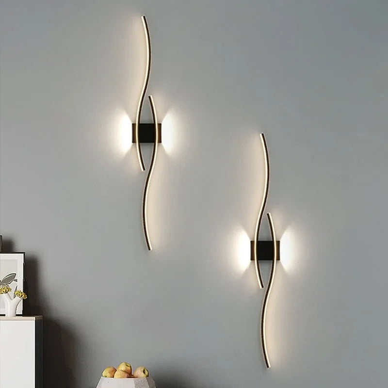 Moderne LED Wandleuchte – Wellenförmiges Design, Minimalistischer Stil | Karnz