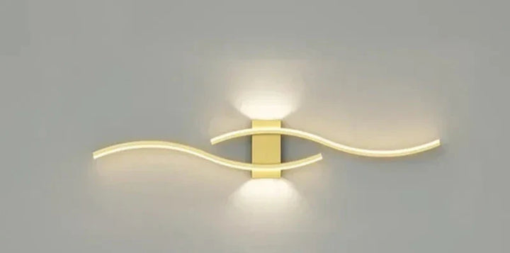 Moderne LED Wandleuchte – Wellenförmiges Design, Minimalistischer Stil | Karnz