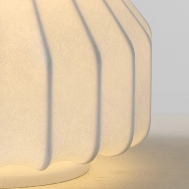Deko Ballon Tischlampe – Elegante LED Lampe für Wohnzimmer und Schlafzimmer | Karnz