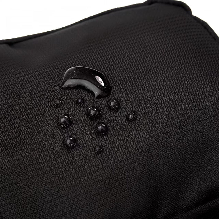 UrbanGuard Sling Bag | Kompakt, Sicher, Wasserdicht | Karnz