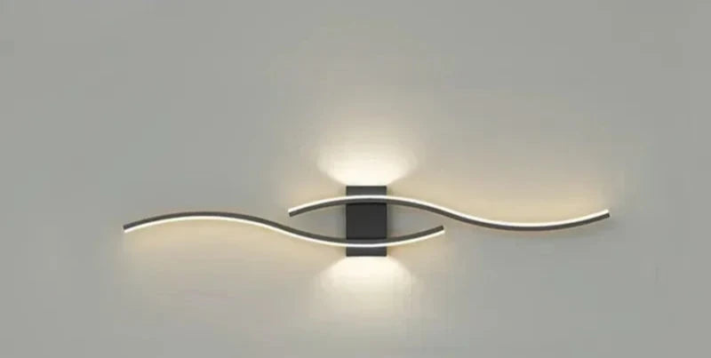 Moderne LED Wandleuchte – Wellenförmiges Design, Minimalistischer Stil | Karnz