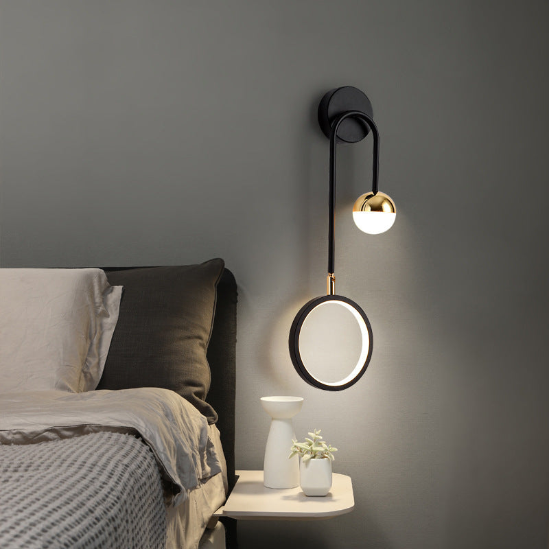 Nordische drehbare LED Wandleuchte für modernes Interieur | Karnz