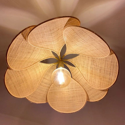 Stylische blumenförmige Pendelleuchte - Petalume | Karnz