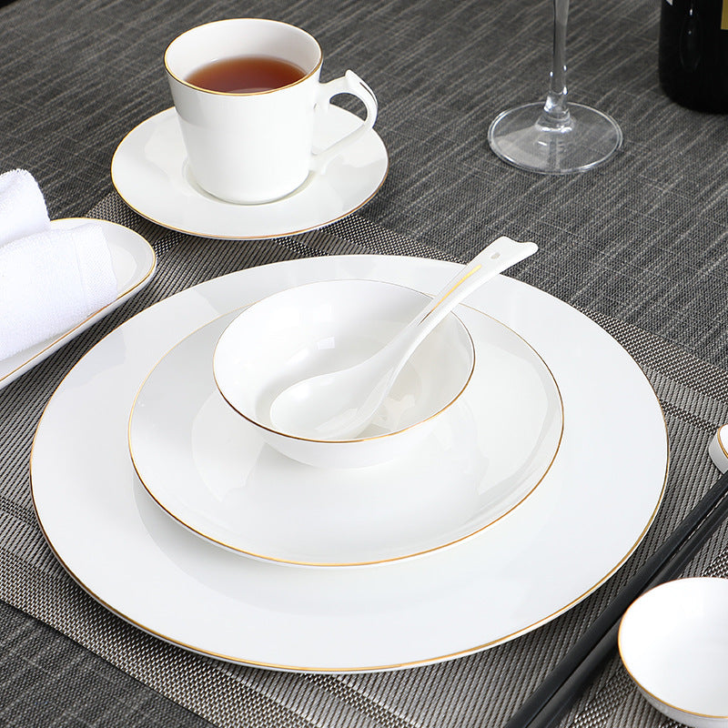 Porzellangeschirr mit Goldrand, 25-teilig