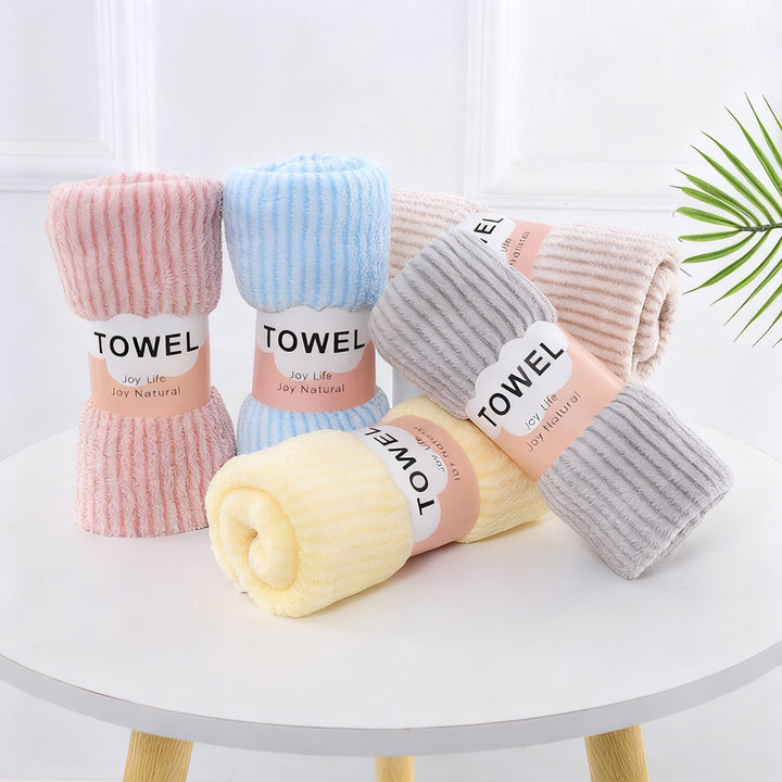 Badetuch und Handtuch aus Korallenfleece