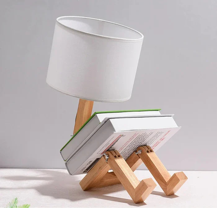 Holztischlampe mit Buchhalter - RutanFlex | Karnz