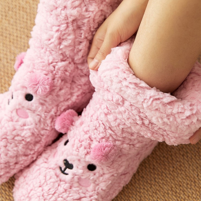 Warme, flauschige Bärensocken | Karnz