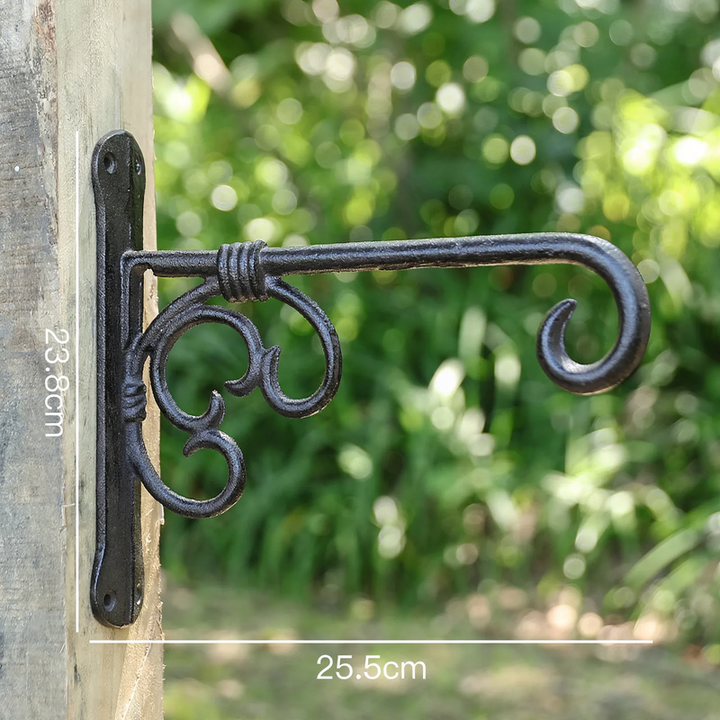 Gusseiserner Wandhaken mit Vogelmotiv