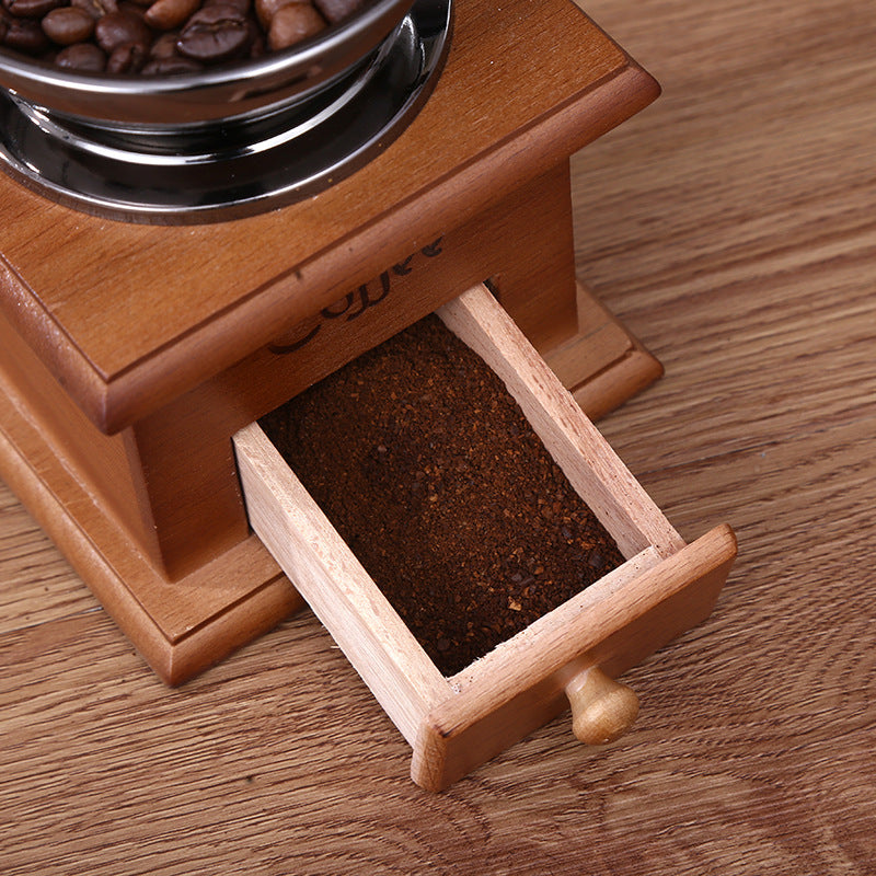Handkaffeemühle mit CNC-Mahlwerk und Bürste