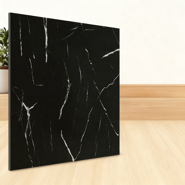 Selbstklebender PVC-Bodenbelag mit Fliesenoptik
