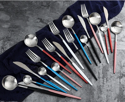 LUXURIÖSES EDELSTAHL-24-TEILIGES GOLD-SILBER-BESTECK-SET