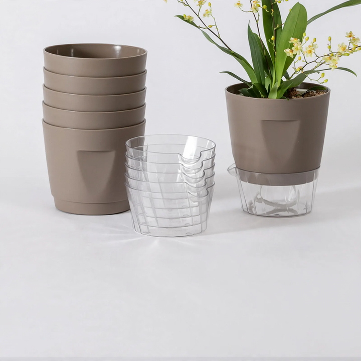 Selbstbewässernder Blumentopf
