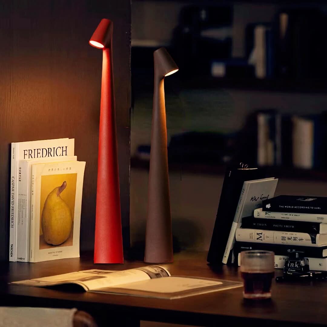 Wiederaufladbare LED Tischlampe | Karnz