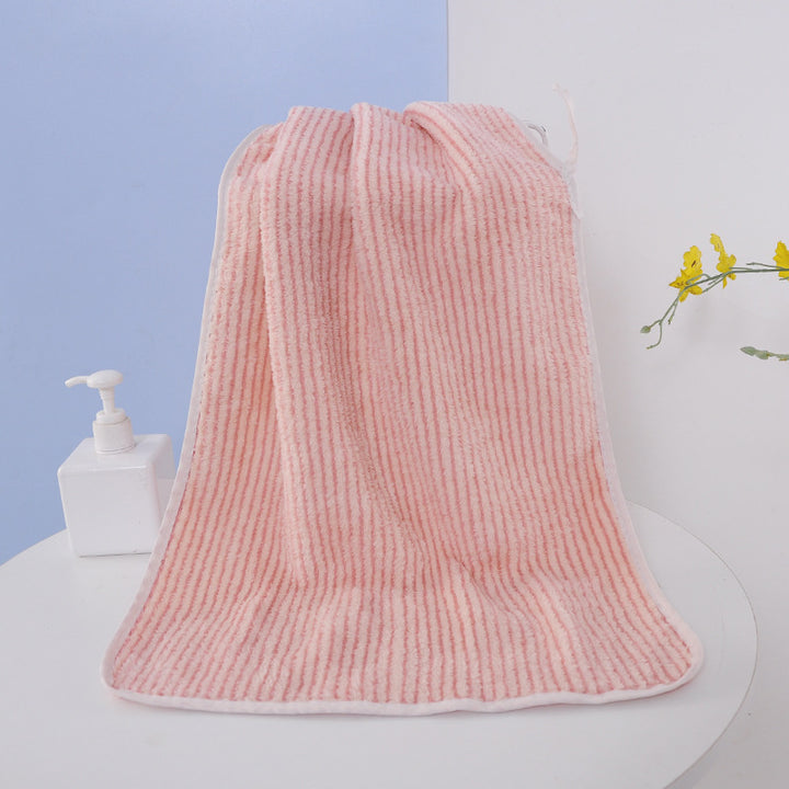 Badetuch und Handtuch aus Korallenfleece
