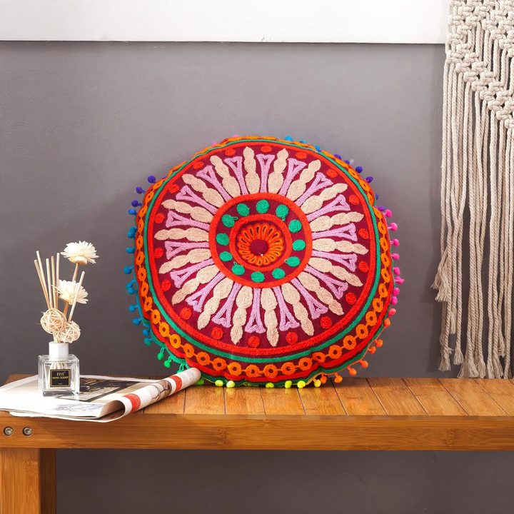 Rundes Sitzkissen, handbestickt, Boho-Stil