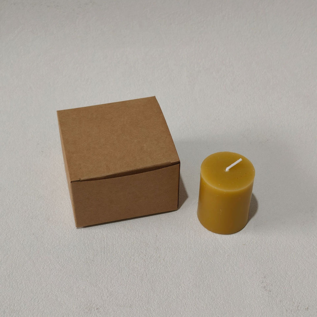 Bienenwachskerze, Stumpen, 4×5 cm, handwerklich