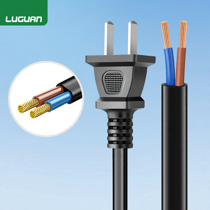 Stromkabel mit Flachstecker, PVC-Mantel