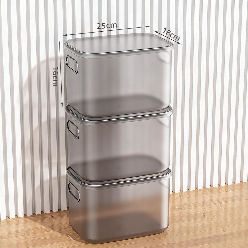 Transparente Aufbewahrungsbox aus Kunststoff